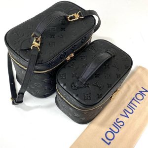 Kožni Louis Vuitton Neseseri