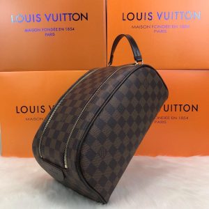 Louis Vuitton Kozni Neseser