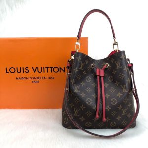 Louis Vuitton Poluruksak