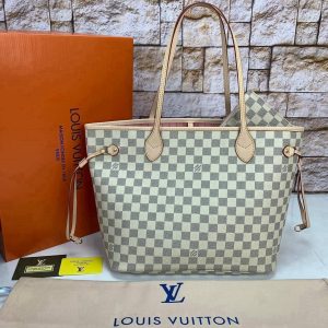 Louis Vuitton Neverfull